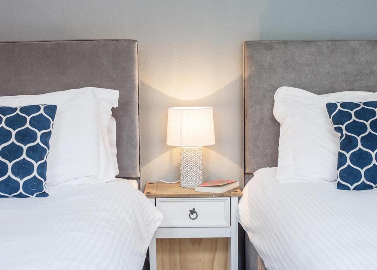 Royal Ashton Townhouse - Taunton Hotel Quarto foto